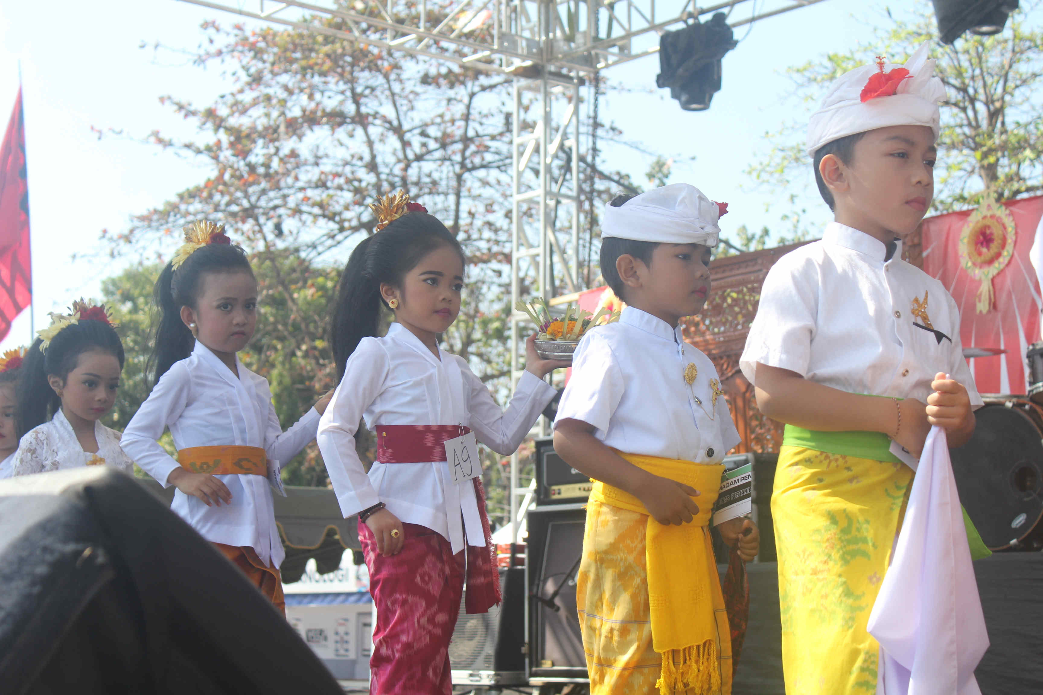 LOMBA PERAGAAN BUSANA ANTAR TK SE - KELURAHAN SESETAN  # SESETAN KARNAVAL III 2019
