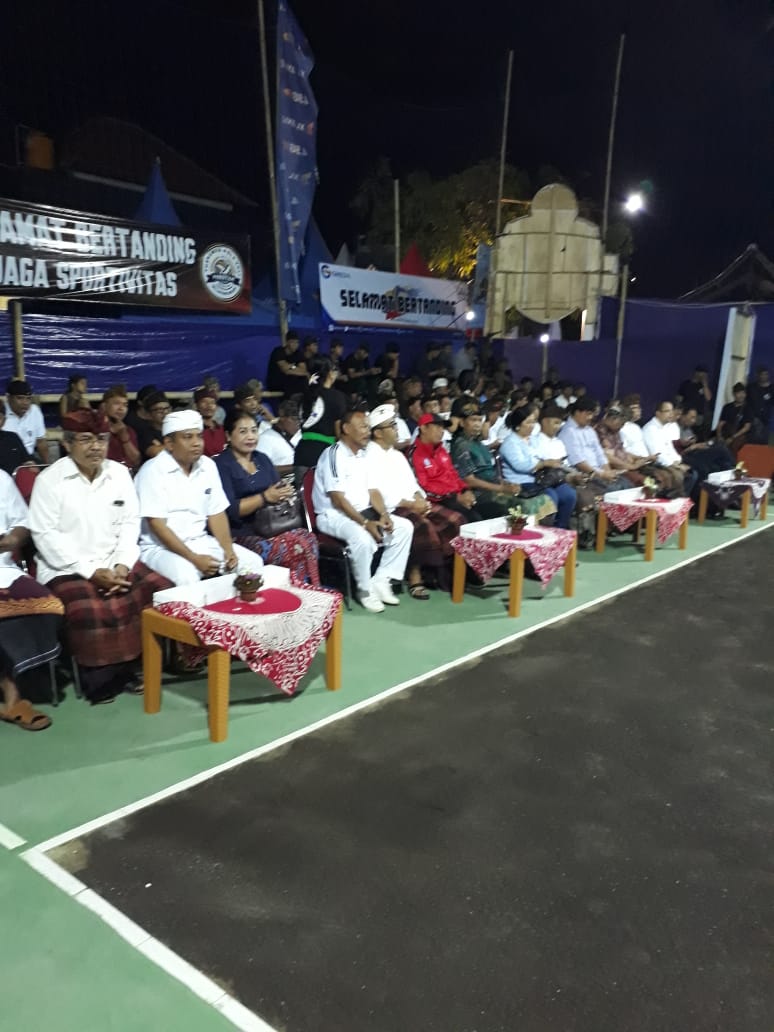 PEMBUKAAN TURNAMEN BOLA VOLI PORSTAM MEMPEREBUTKAN PIALA WALIKOTA